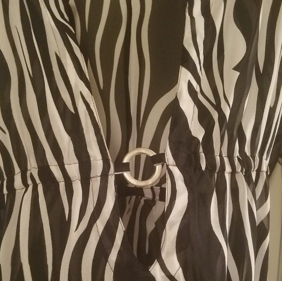 Tunic - Picture 2 of 4